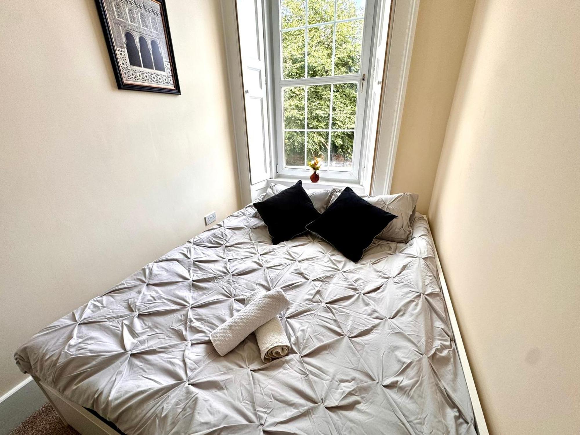 Georgian Luxury Apartment - Superfast Wifi - Parking Available エディンバラ エクステリア 写真