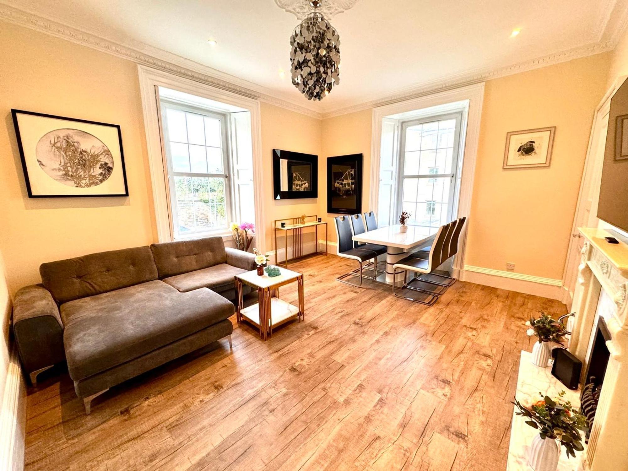Georgian Luxury Apartment - Superfast Wifi - Parking Available エディンバラ エクステリア 写真